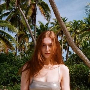 Meet your Posher, Maya